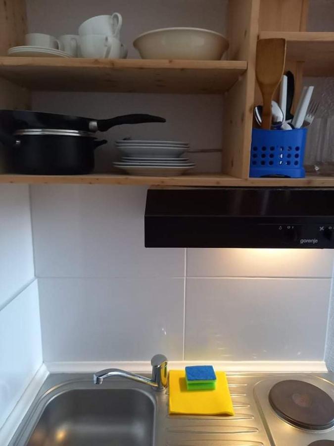 Studio Darija For 2 Persons S Terasom Wi-Fi & Parking Apartment Makarska Luaran gambar