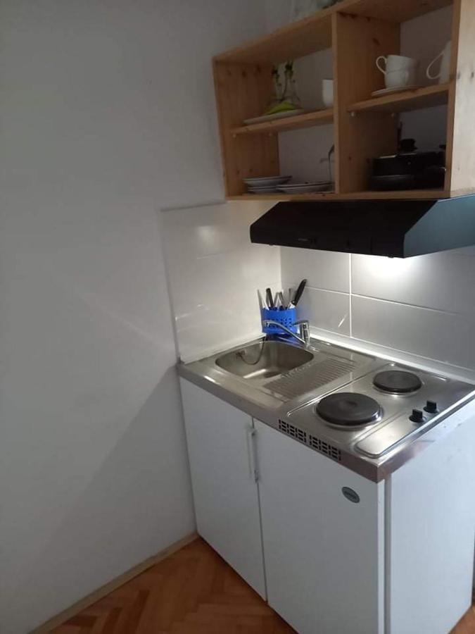 Studio Darija For 2 Persons S Terasom Wi-Fi & Parking Apartment Makarska Luaran gambar
